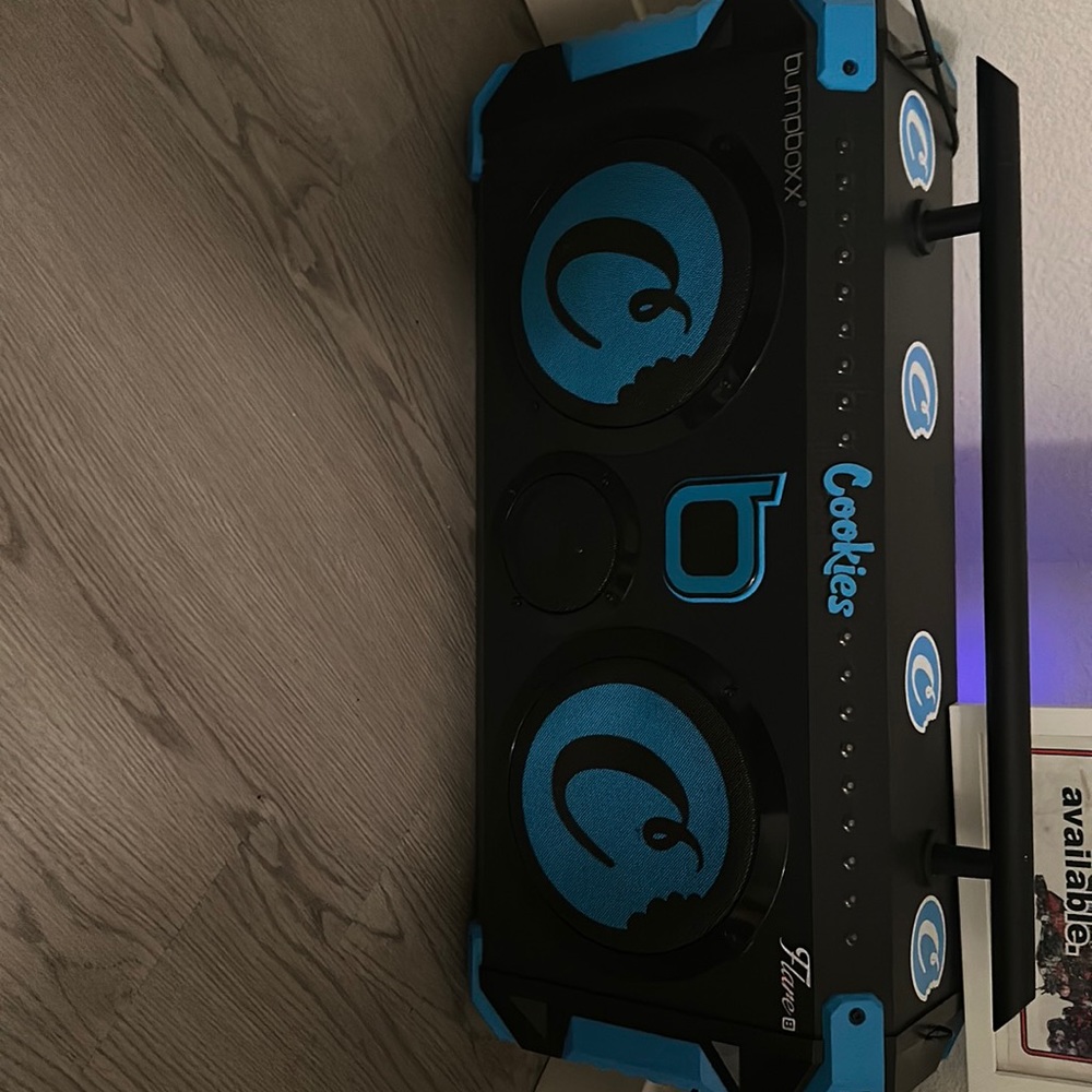 Cookies, Bluetooth speaker boom box, special edition